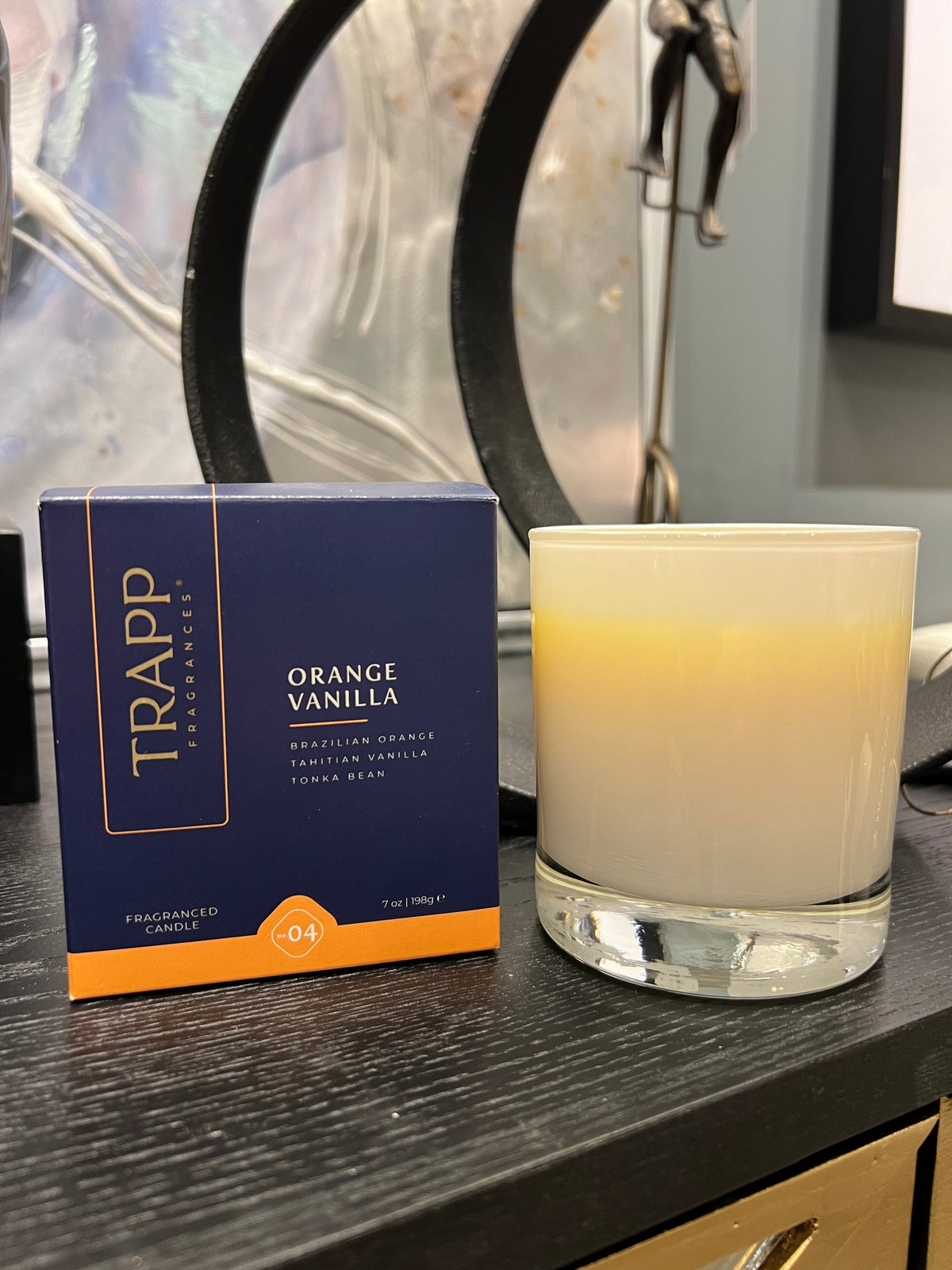 Orange-vanilla-candle-Trapp